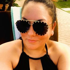 Meet your Posher, Melissa